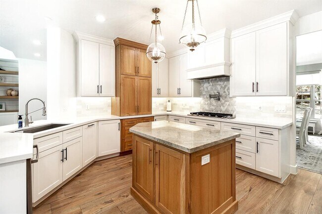 Building Photo - 5603 Statfield Glen Ln
