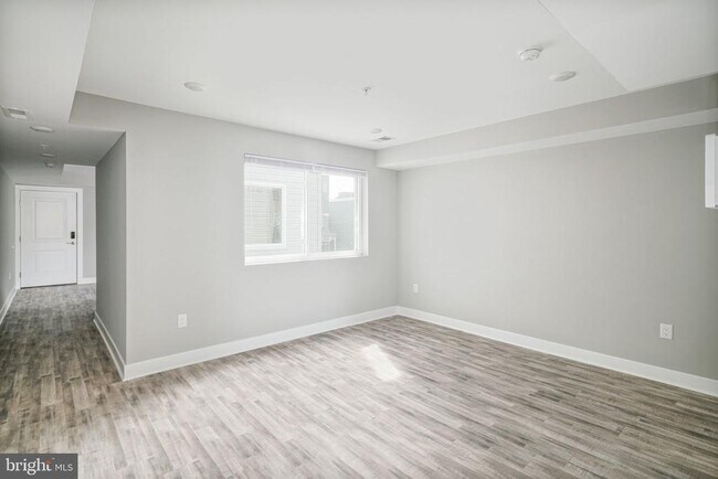 Building Photo - 1443 N 8th St