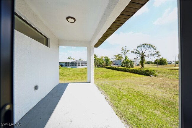 Building Photo - 4309 NW 38th Ave