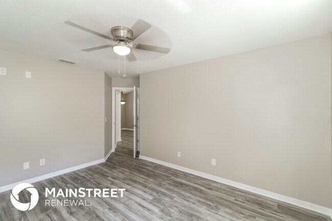 Building Photo - 1619 Geranium Ave