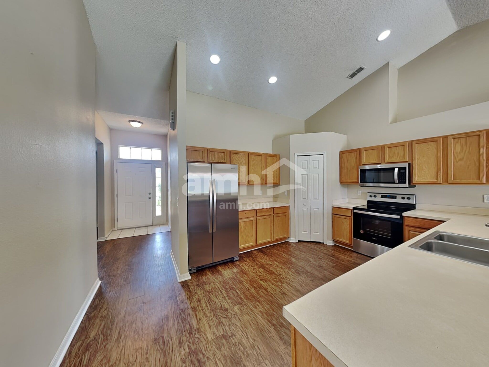 Building Photo - 315 Colony Ct