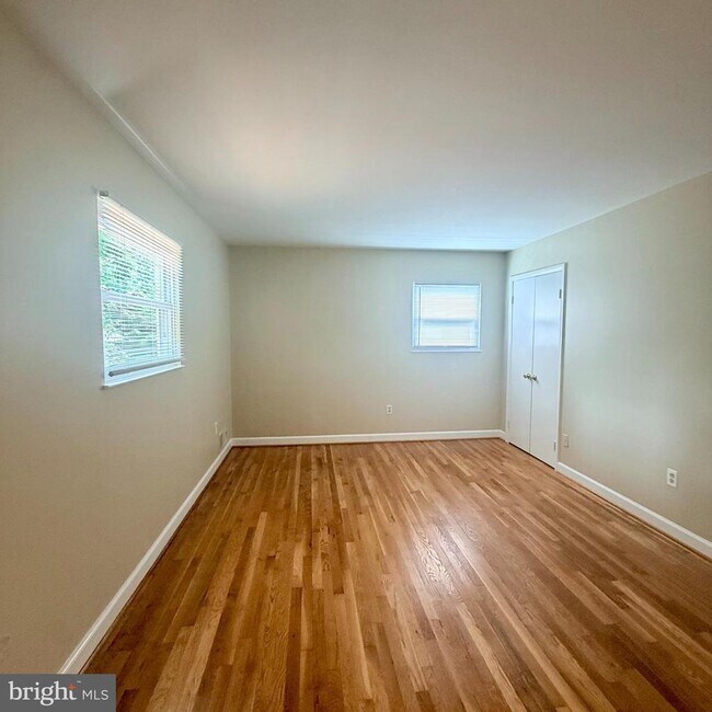 Building Photo - 14605 Nadine Dr