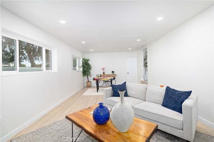 Building Photo - 15994 Sequoia Ave