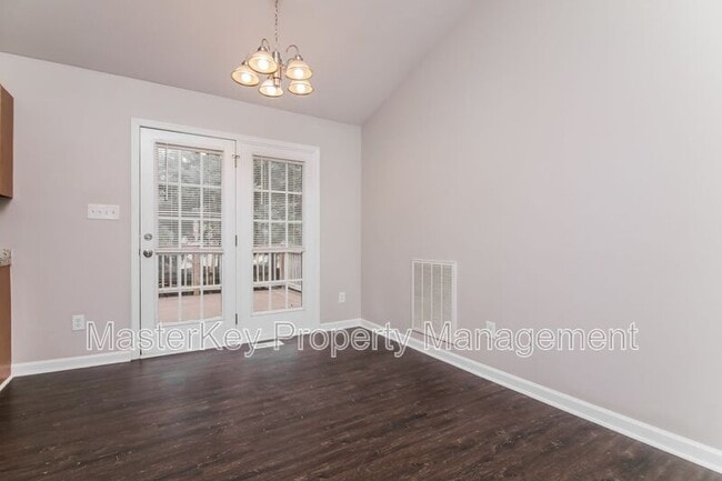 Building Photo - 6025 Presentation St