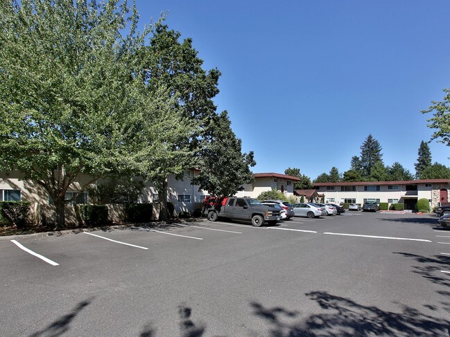 Building Photo - Mediterranean Manor Apartments