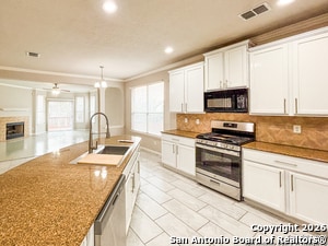 Building Photo - 702 Lorimor Ct