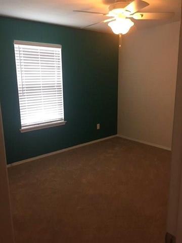 Building Photo - 5840 Mirror Ridge Dr