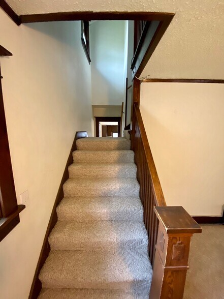 Building Photo - 129 16th St N