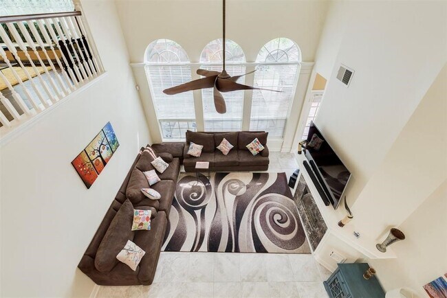 Building Photo - 14103 Heatherhill Pl