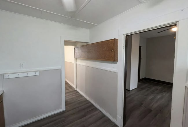 Building Photo - ?? Affordable 1BR/1BA Apartment – Pet Friendly with Shared Yard