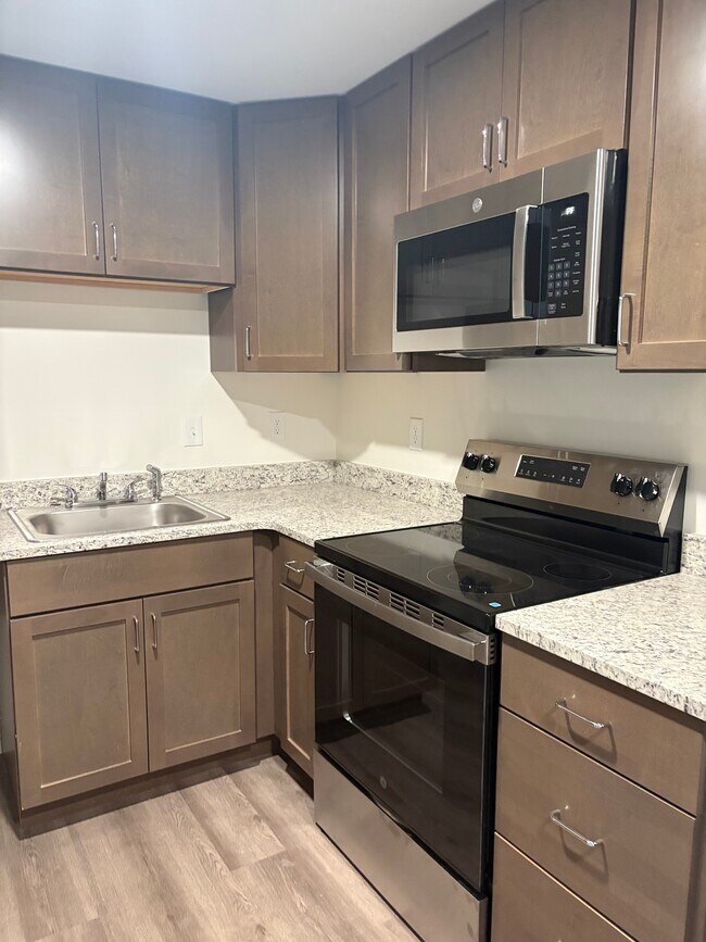 Building Photo - 1741 Washington St