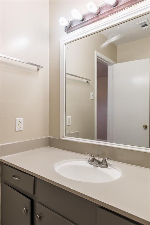 Building Photo - 7123 S Gessner Rd