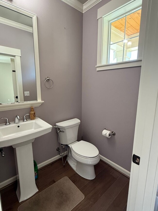 Building Photo - Spacious 3BR + Bonus Timber Creek Home for...