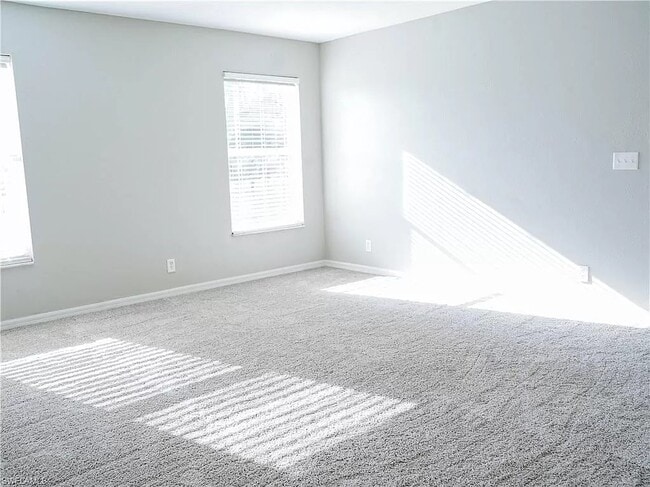 Building Photo - Brentwood