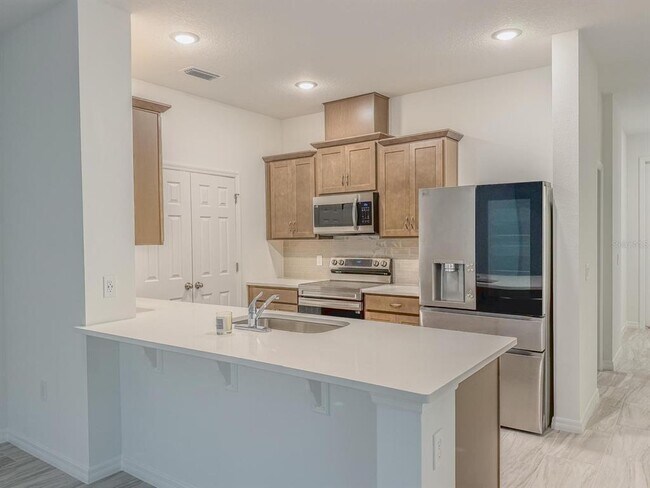 Building Photo - 438 Marion Lp