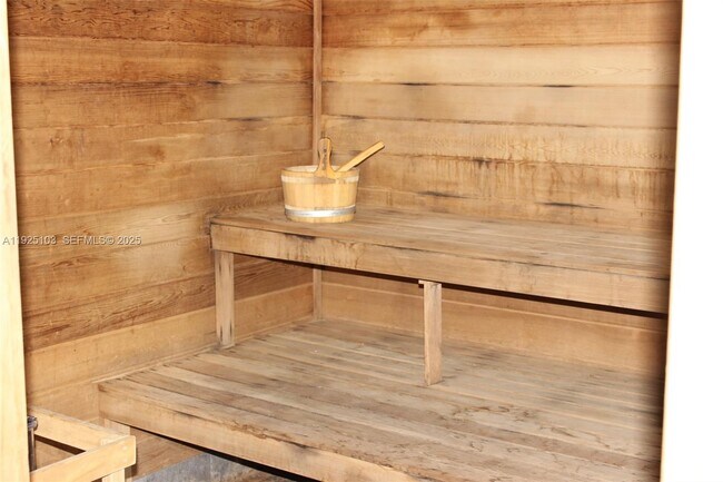 Building Photo - 3029 NE 188th St