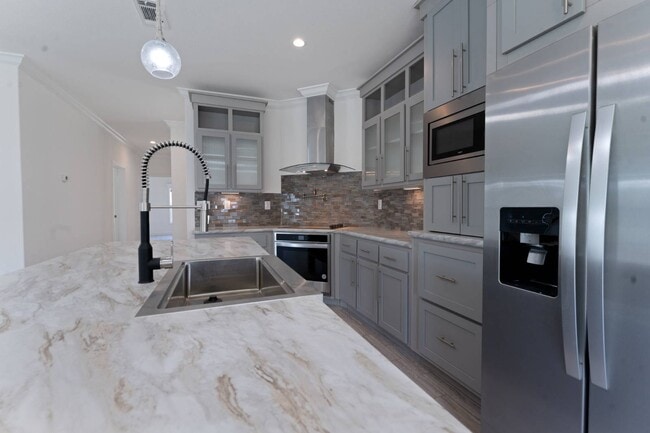 Building Photo - 3109 Walden Shores Blvd
