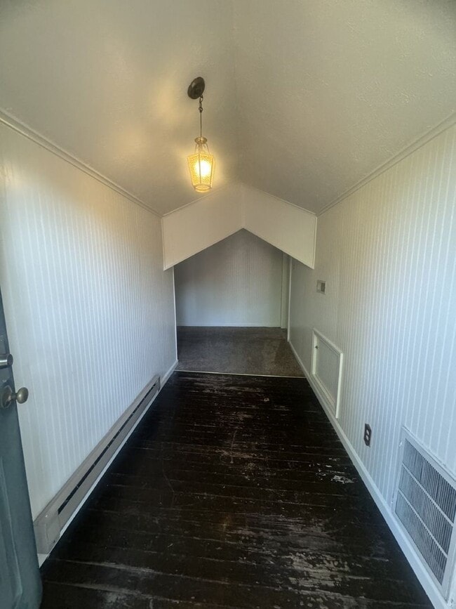 Building Photo - 317 N Indiana Ave