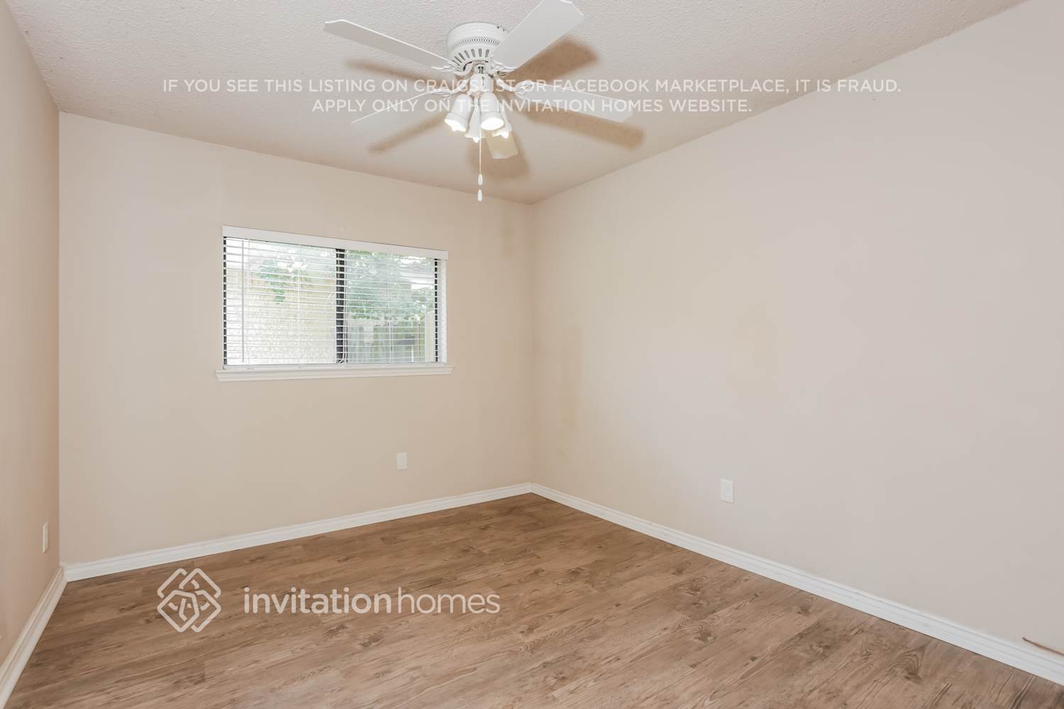 Building Photo - 2665 Claremont Dr