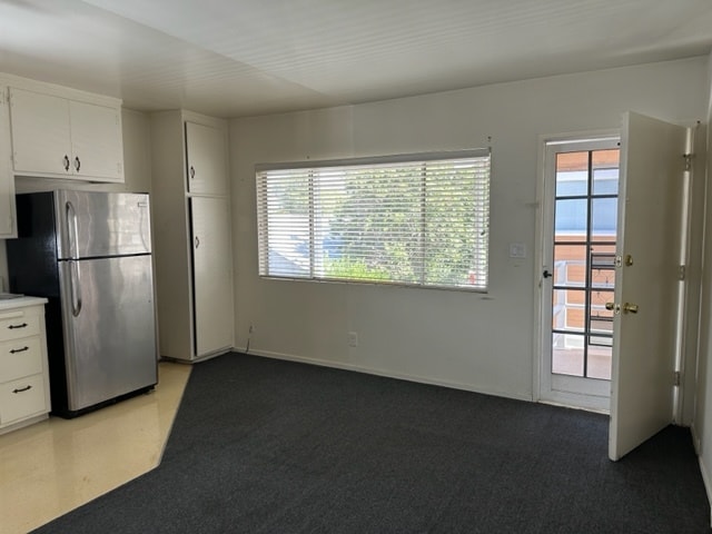 Building Photo - 919 Portola Ave
