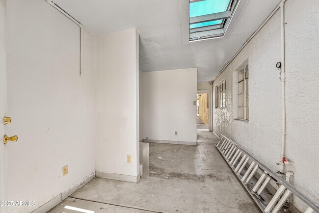 Building Photo - 2321 N 9th St