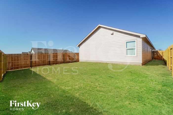 Building Photo - 9806 Littleton Grist