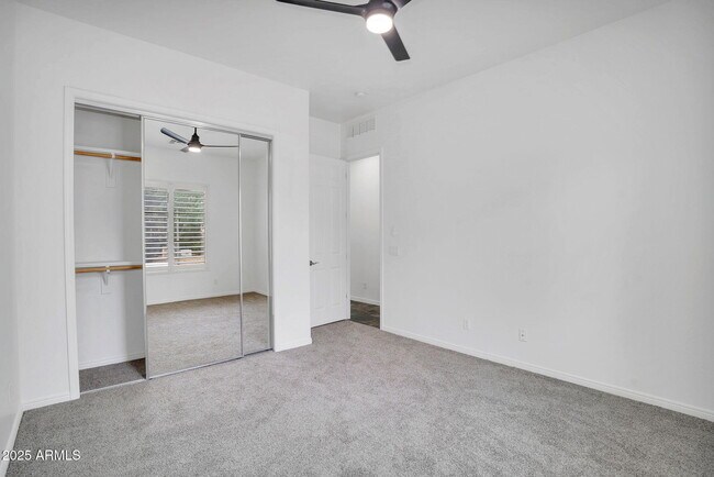 Building Photo - 4756 E Ironhorse Rd