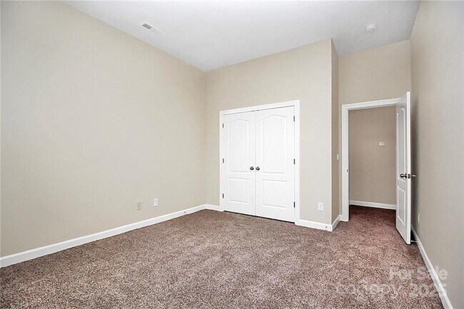 Building Photo - 311 Palmerston Ln