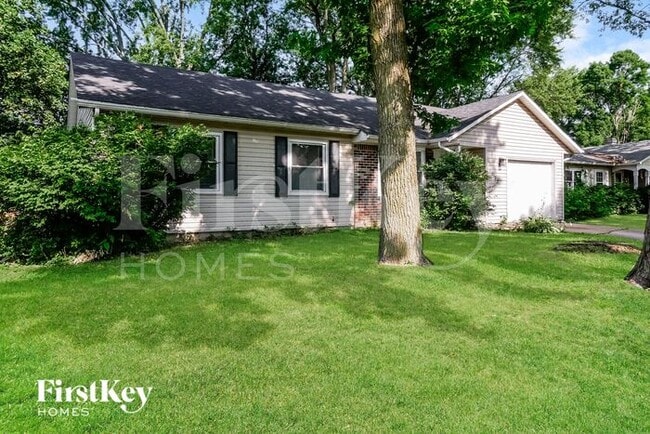 Building Photo - 1022 Woodpointe Dr