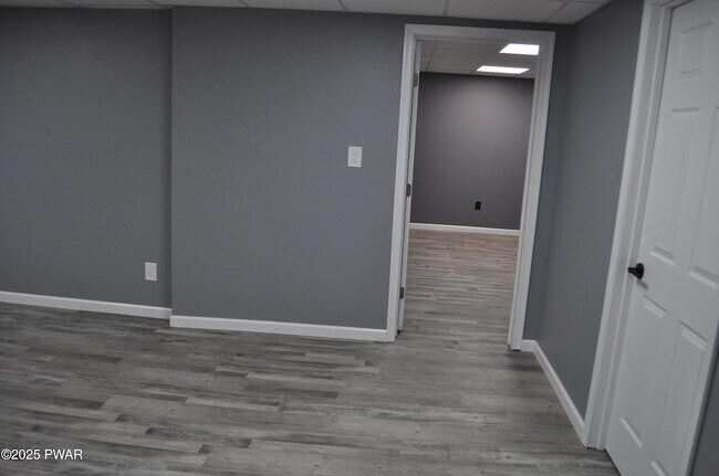 Building Photo - 25 Lizzy Ln