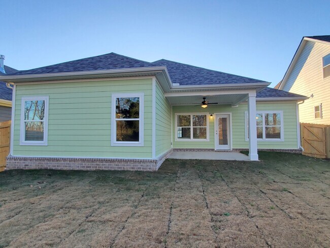 Building Photo - 220 Hermitage Point Dr