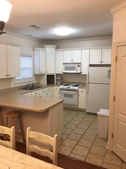 Building Photo - 951 Frontage Rd