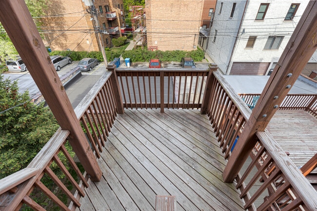 Building Photo - 6549 N Mozart St