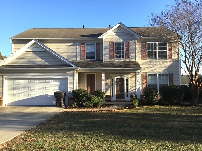 Building Photo - 4544 Fairport Ct