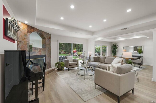 Building Photo - 18760 Wells Dr