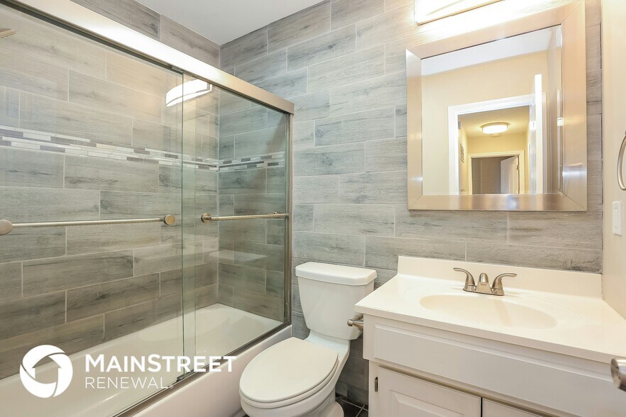 Building Photo - 19246 E Ponca Dr