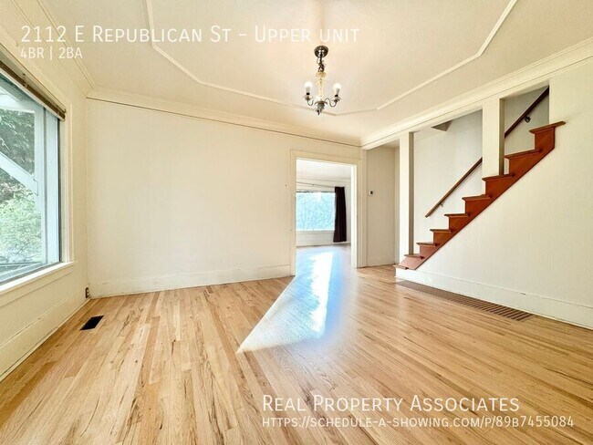 Building Photo - 2112 E Republican St