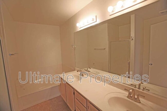 Building Photo - 15316 N 89th Ave