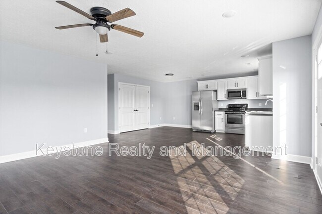 Building Photo - 111 Robertson Hill Rd