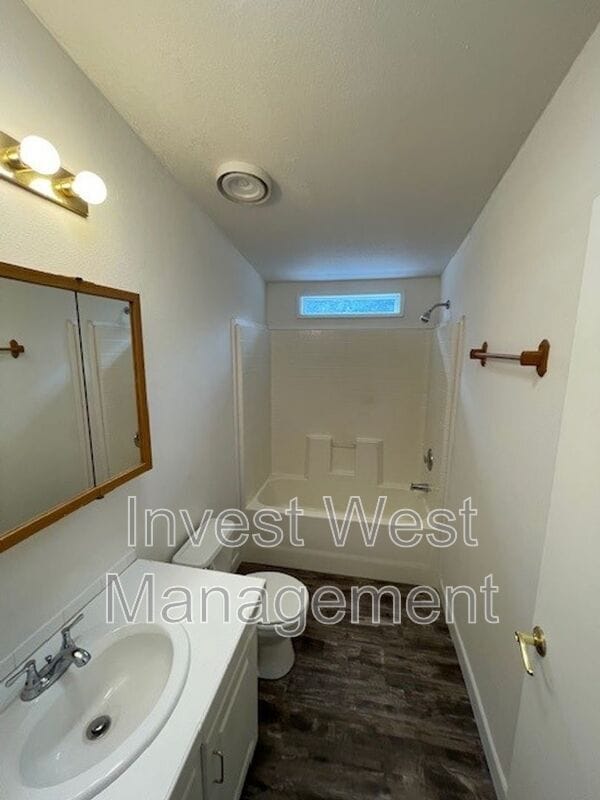 Building Photo - 102 Tory Lynn Dr