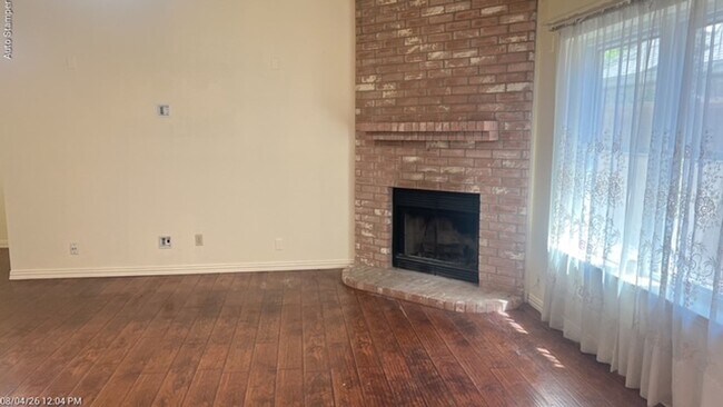 Building Photo - 903 Love Wood Ln