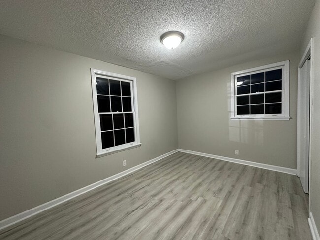 Building Photo - Newly renovated 4 bedroom home for rent!