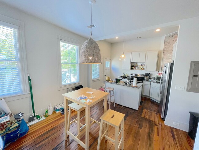 Building Photo - 2 BED | 2 BATH | COURTYARD | MIDTOWN - DIXON PARK