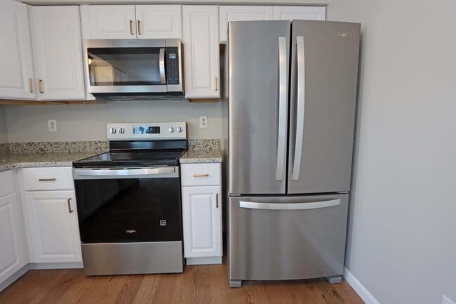 Building Photo - 5740 Vestry Ct