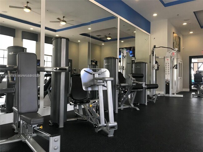 Building Photo - 9360 SW 170th Passage