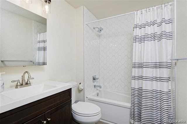 Building Photo - 3044 Wilson Ct