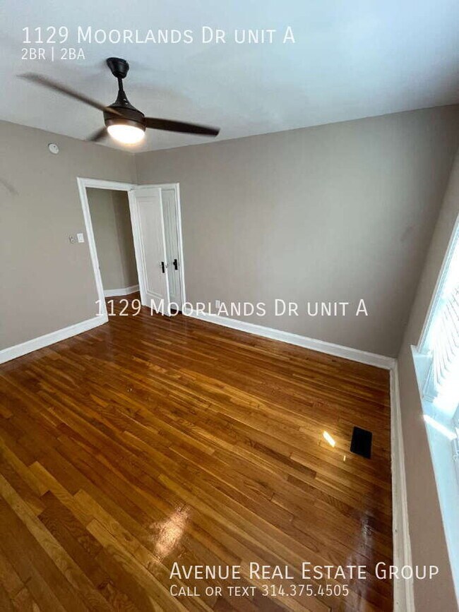 Building Photo - 1129 Moorlands Dr