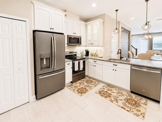 Building Photo - 2556 Stapleford Pl