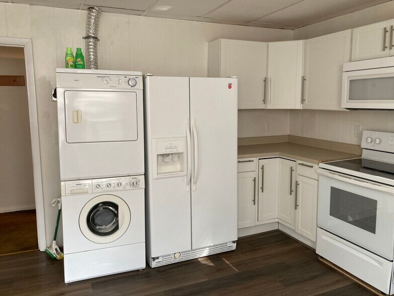 Kitchen #2 - 418 N Mechanic St