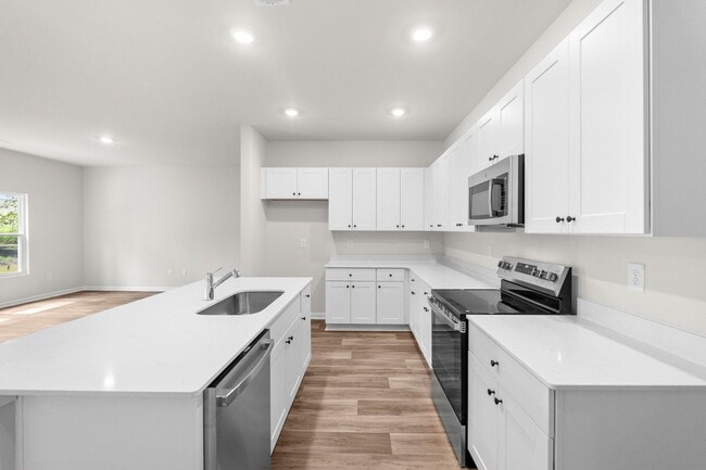 Building Photo - 1039 Harbor Dr